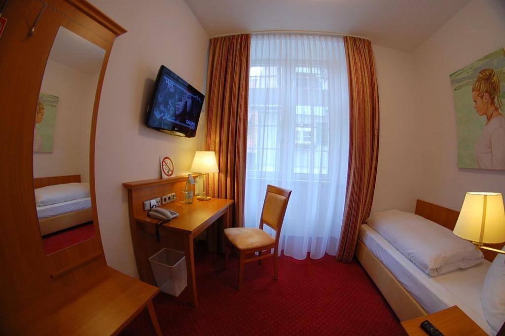 Hotel Mohren Post Wangen im Allgaeu Room photo